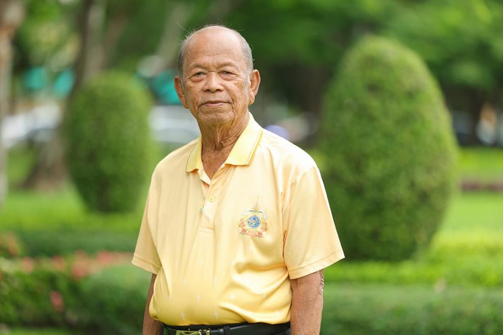 东北部烟草农民强烈反对"按出生年份禁购香烟"政策，怒斥政府将负担转嫁给农民，吁阿努廷总理下令暂缓该政策