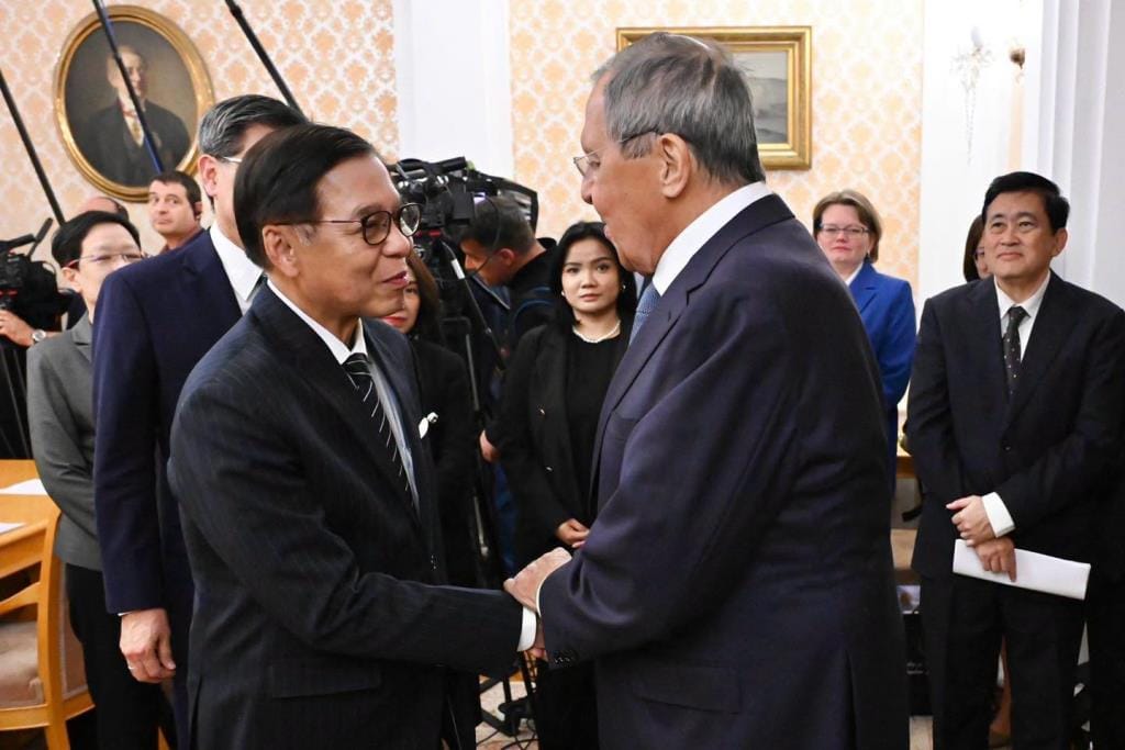 西哈萨与拉夫罗夫会谈，提升泰俄合作水平，请求支持推进泰国与欧亚经济联盟自贸协定谈判，并就柬埔寨、缅甸边境局势交换意见
