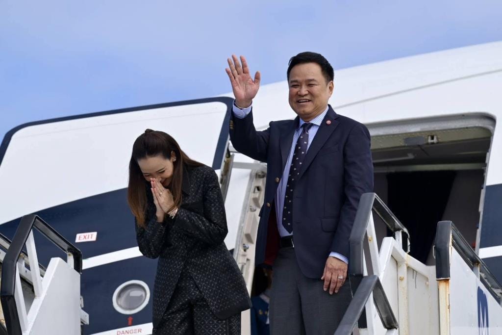 阿努廷总结访澳新之行成果，推进战略伙伴关系，促进贸易、投资与技术合作，回泰前在奥克兰会见泰国社区成员，暗示泰国航空即将恢复直航航线