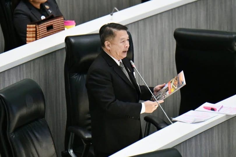 布雷医生解剖ThaiPBS：每年20亿预算是否物有所值？质疑"领取包干车费却使用公车"问题，关注以特定方式采购及委托外包制作节目