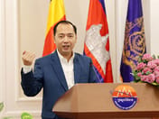 柬埔寨以弹坑与古庙废墟为证,指泰国对柬发动攻击,相信国际社会将以事实为据