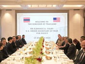 关注美国国防部副部长访问泰国与柬埔寨