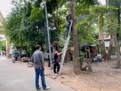 信众涌入援助阿敦雅兰山寺，捐赠监控摄像头守护寺院安全，更有信徒愿掏150万助寺院过户土地，但住持婉拒
