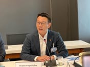 威拉育抨击阿努廷政府缺乏经济刺激工具,只有"泰帮泰Plus",把国家命运押注在数据中心上