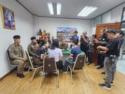 揭露中国人骗中国人！途经泰国游玩，致中国女子在曼谷市中心遭绑架，被塞入轿车、双手捆绑，险被押送至湄索边境