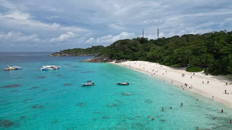 斯米兰——泰南海岛天堂，昔日可在岛上过夜，如今仅开放一日游
