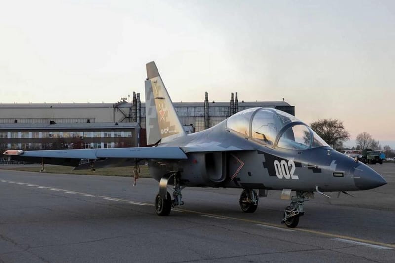 越南成为俄罗斯新型轻型战斗机Yak-130M首位客户