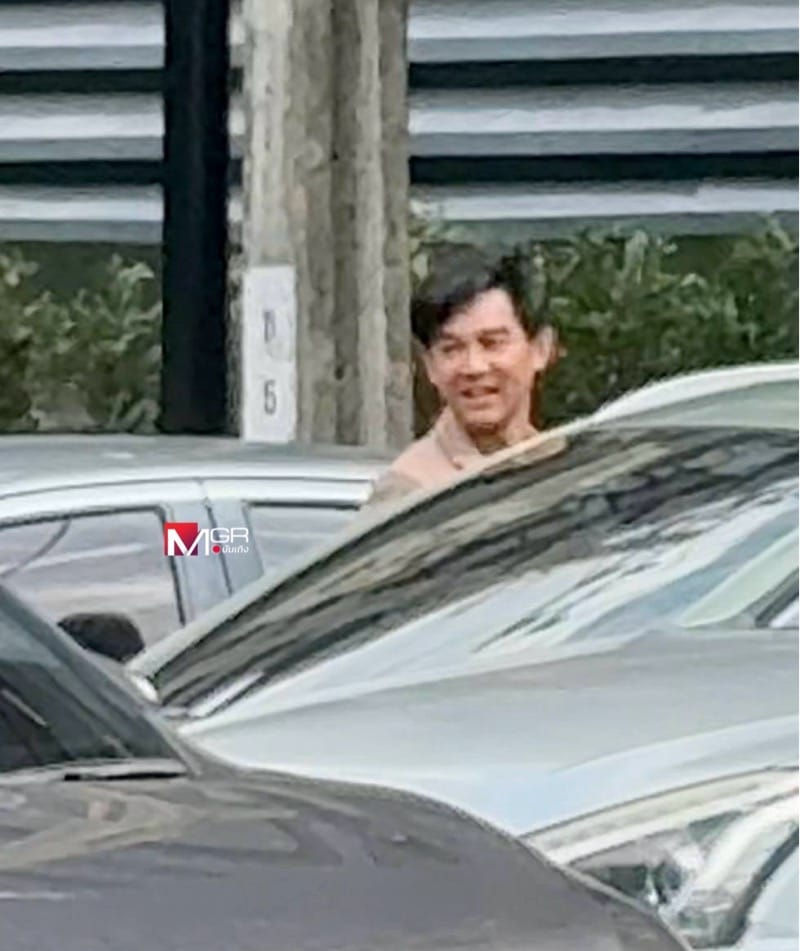 Mos巴提潘带妻子前往中央镇压局报案，但对案情讳莫如深