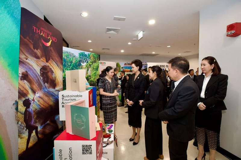 国家旅游政策委员会推进泰国旅游发展，强调质量重于数量，提升住宿标准、推动外国游客收费、开发世界遗产地，迈向可持续旅游