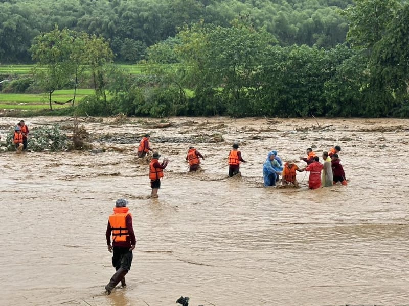 普阿县-塔旺帕县洪灾遇难人数增至2人，逾8,000户、16,000名居民受灾