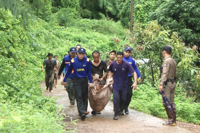 （视频）惊险救援！山洪暴发泥石流掩埋萨拜县居民住宅，5人受伤