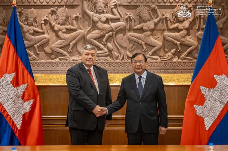 洪森确认准备访问莫斯科以深化关系，并透露近期迎接普京访问金边的计划