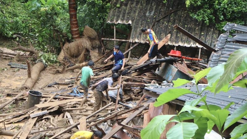 （视频）惊险救援！山洪暴发泥石流掩埋萨拜县居民住宅，5人受伤